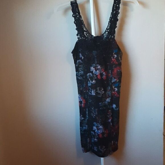 SALE! FREE PEOPLE KNOCKOUT BLACK CROCHET FLORAL MINI DRESS/TUNIC  MEDIUM - Picture 1 of 8